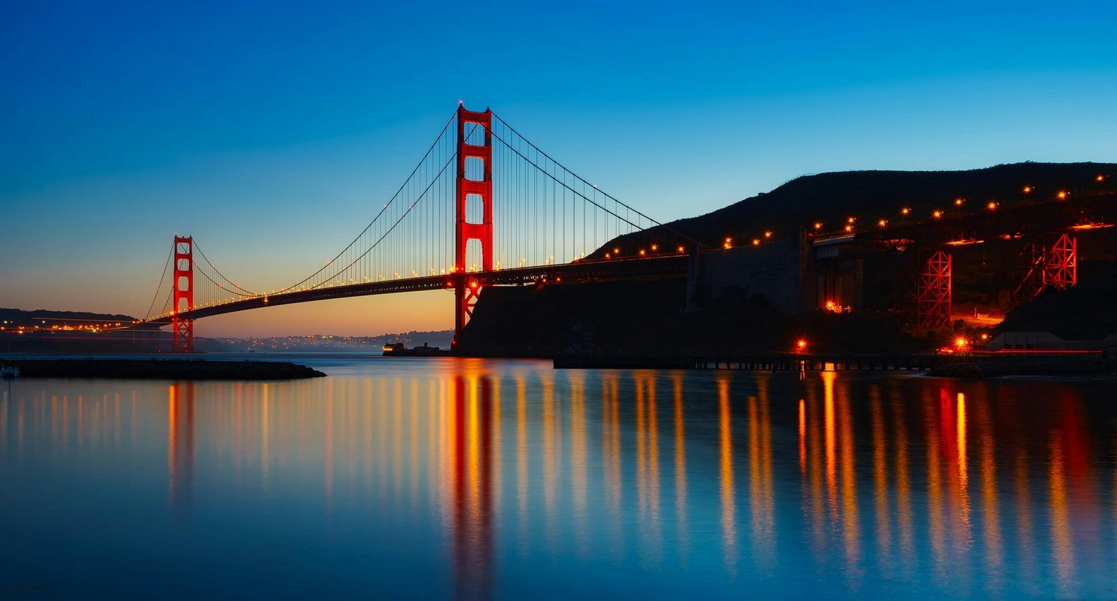 In today's globalized world, the music industry is a prime example of how cultural exchange and international trade can intersect. One particular subgenre that has gained international recognition is acid music, with its origins stemming from the underground dance scene in both the USA and Ireland.